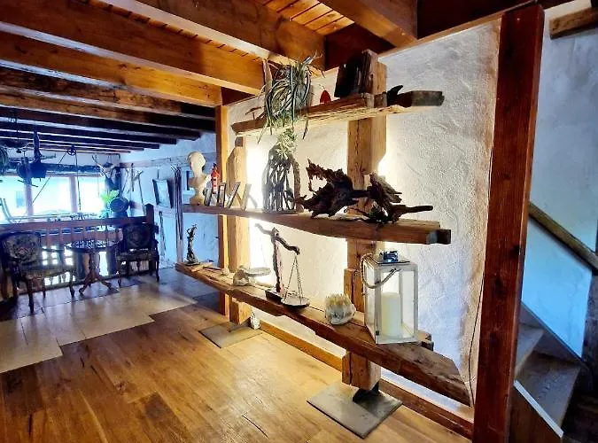 Wood & Stone Lodge 1