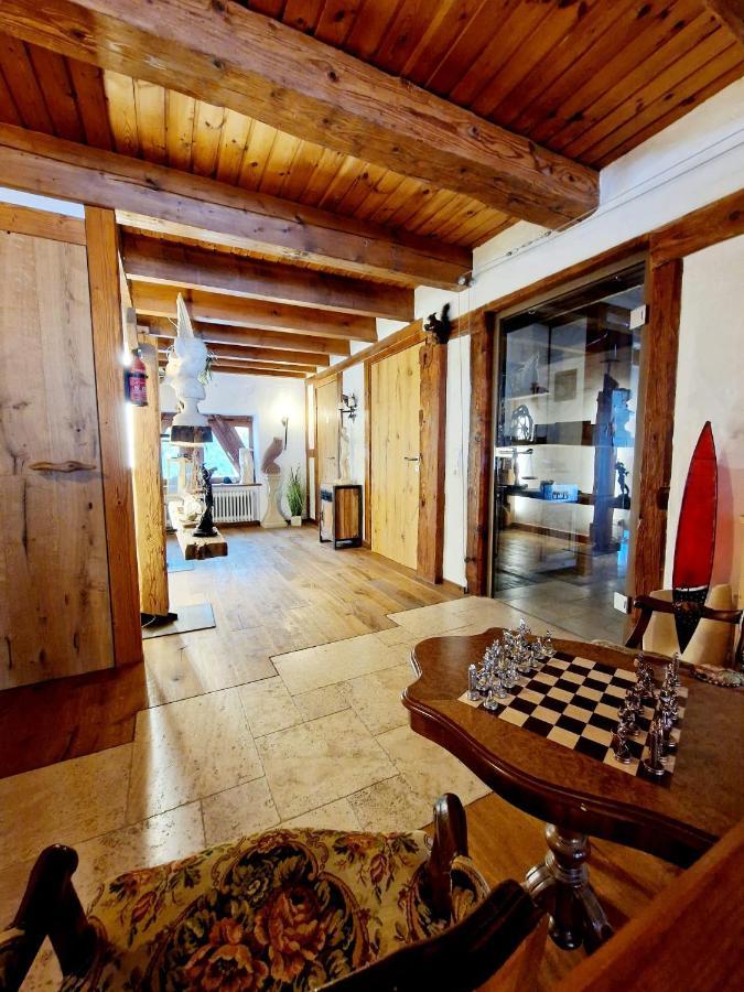 Privatunterkunft Wood & Stone 1